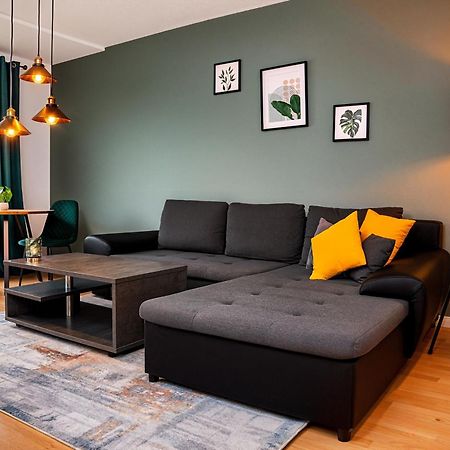 Smart Home - Essen - Perfect For 5 Guests! Central - Balcony - Netflix - Free Parking Zone 外观 照片