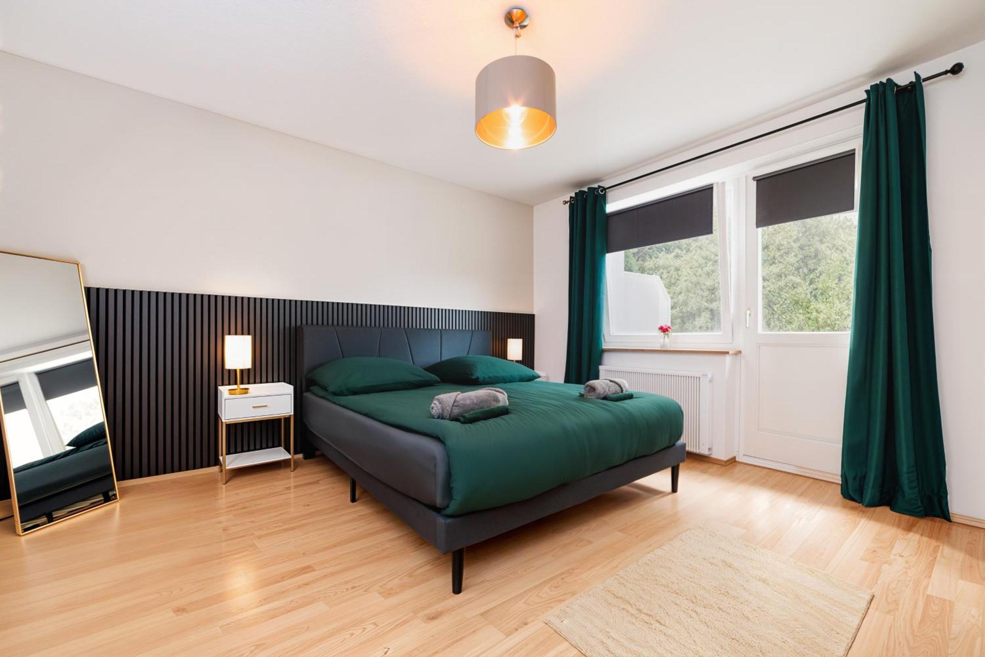 Smart Home - Essen - Perfect For 5 Guests! Central - Balcony - Netflix - Free Parking Zone 外观 照片