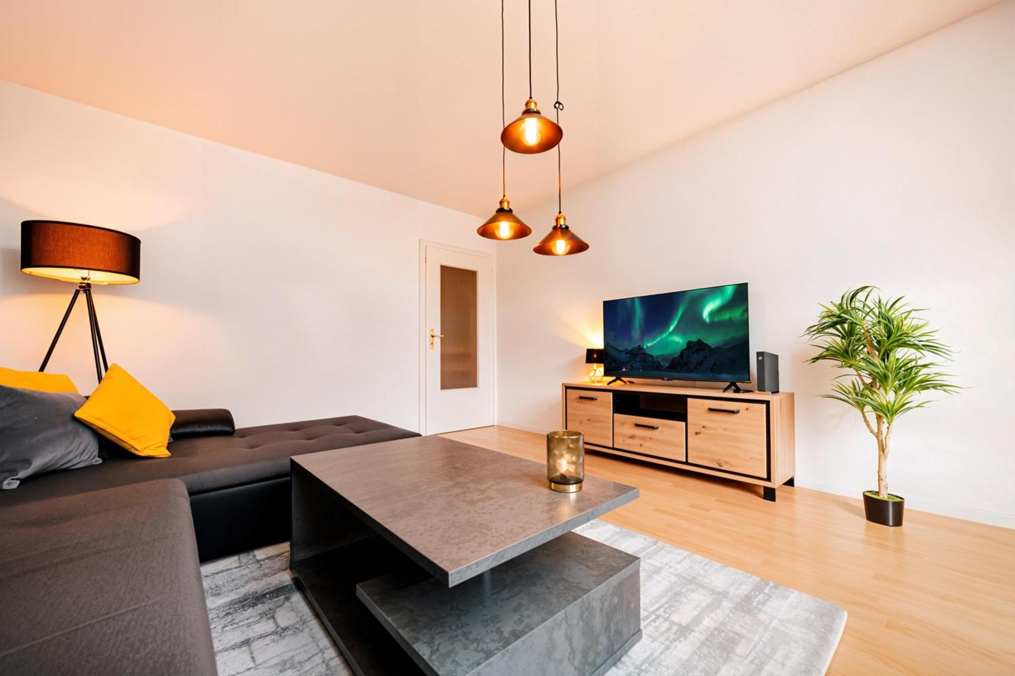 Smart Home - Essen - Perfect For 5 Guests! Central - Balcony - Netflix - Free Parking Zone 外观 照片