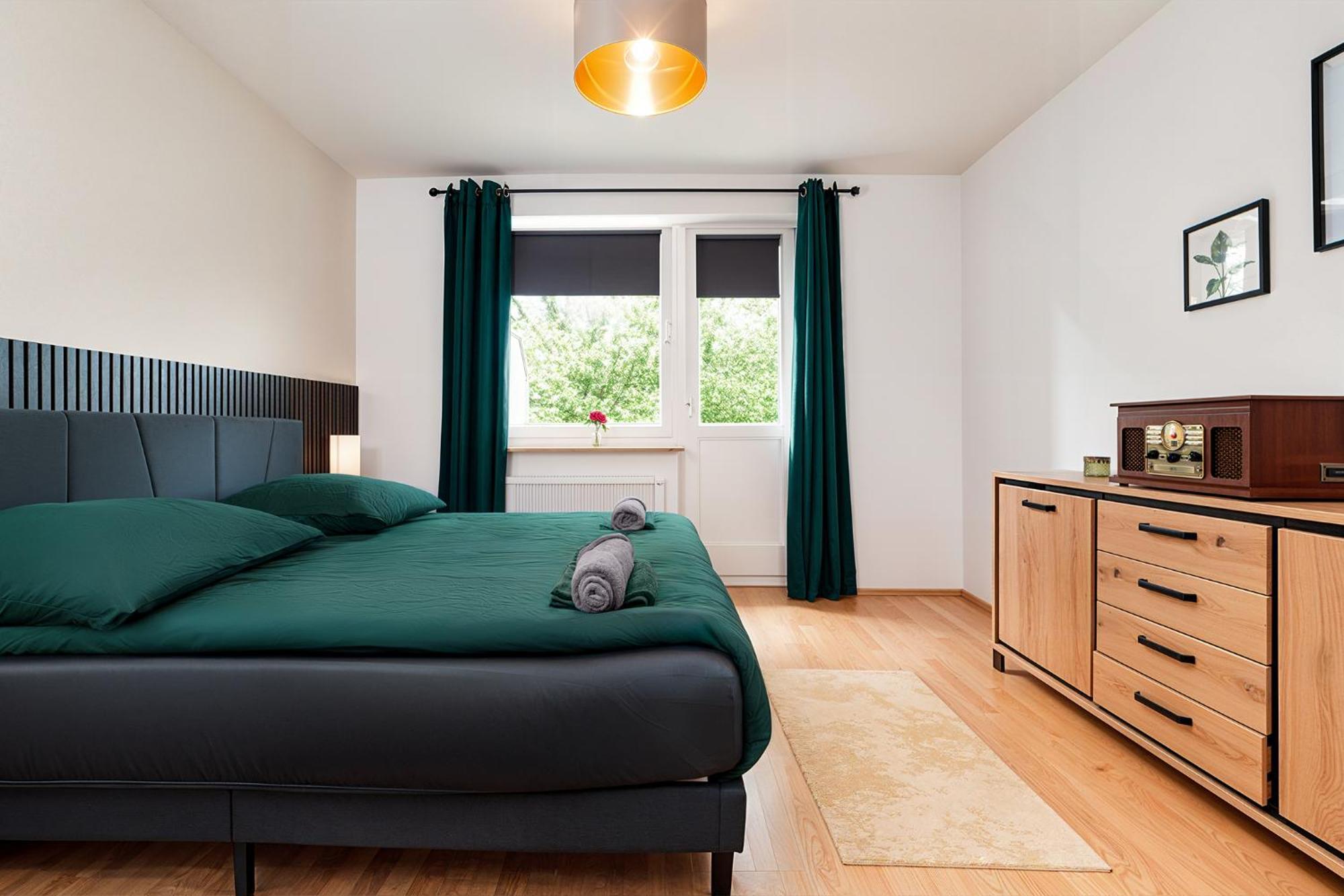 Smart Home - Essen - Perfect For 5 Guests! Central - Balcony - Netflix - Free Parking Zone 外观 照片